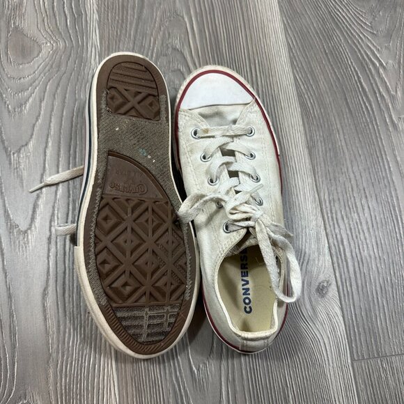 Converse Youth White Low Top Sneakers Size 3 - Picture 4 of 5